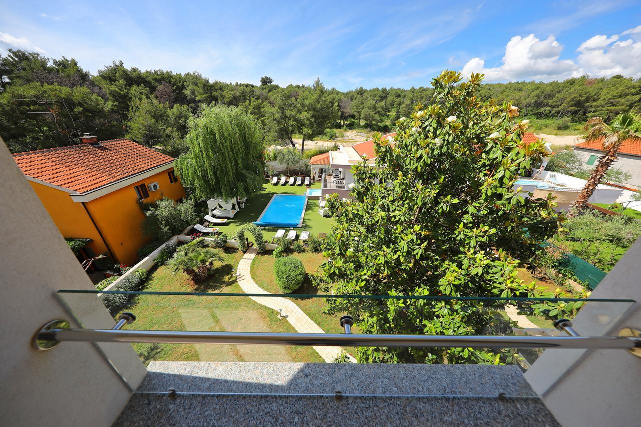 Apartments Mirakul Задар Экстерьер фото