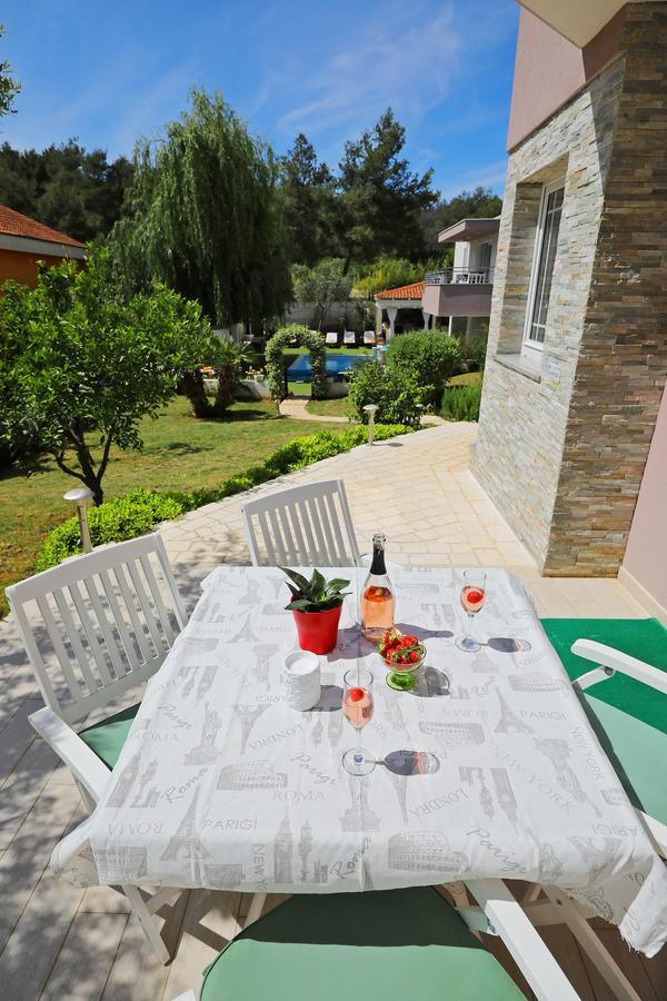 Apartments Mirakul Задар Экстерьер фото