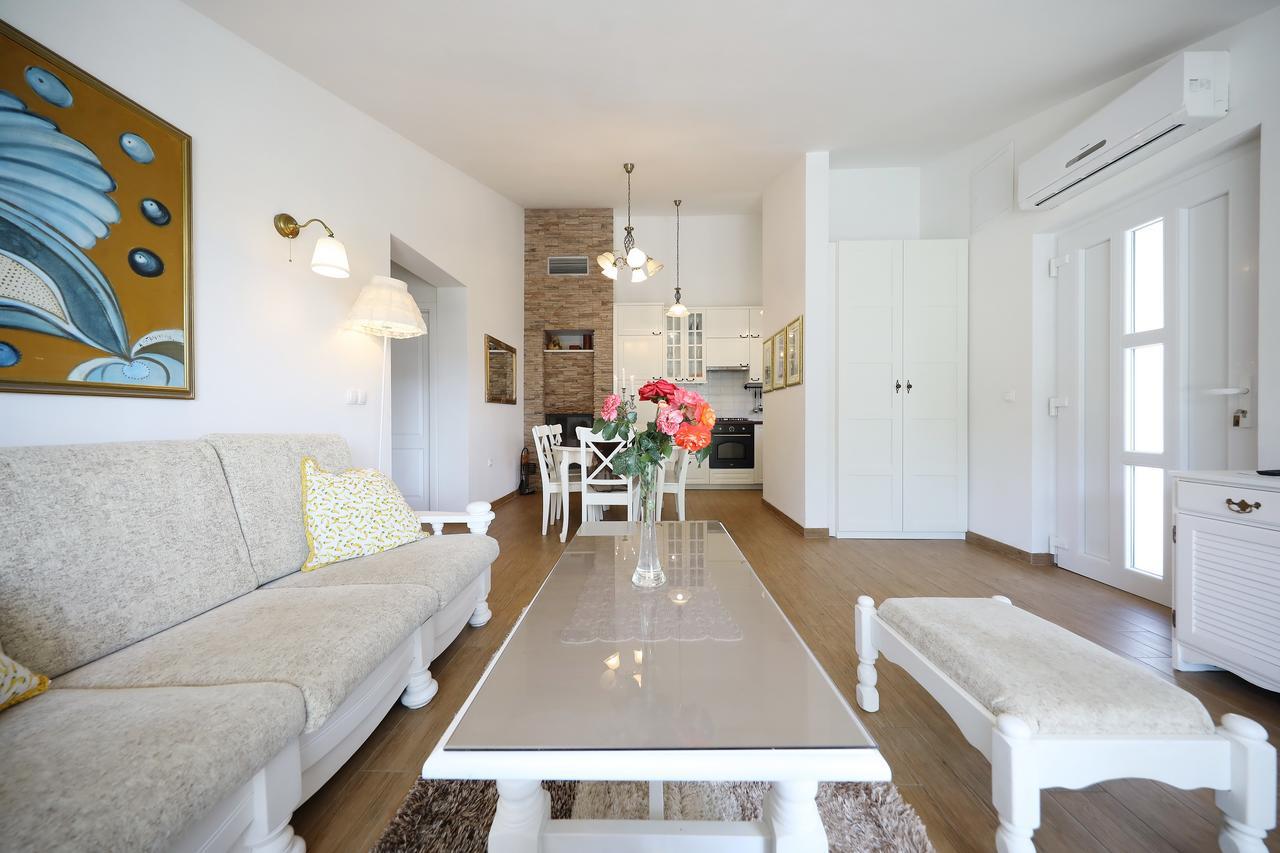 Apartments Mirakul Задар Экстерьер фото
