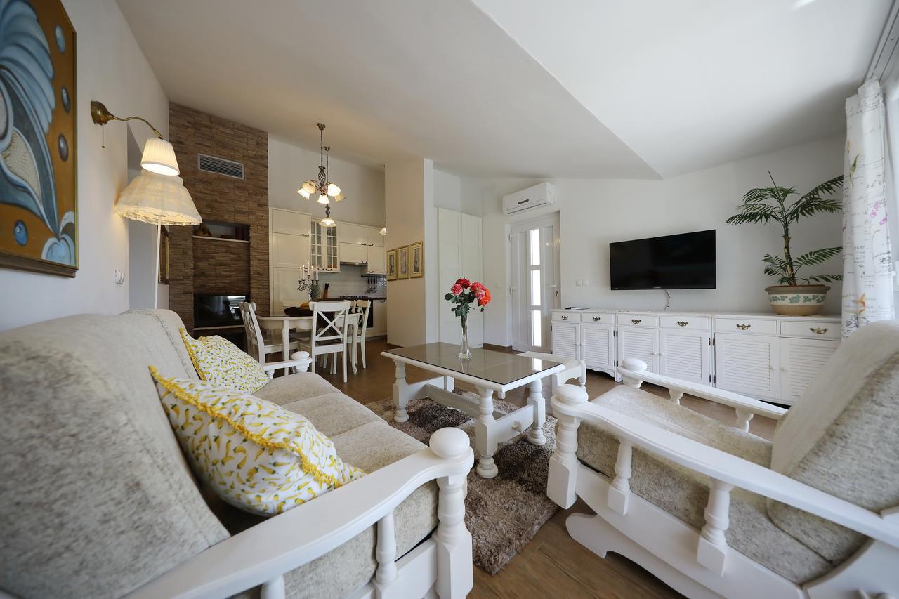Apartments Mirakul Задар Экстерьер фото